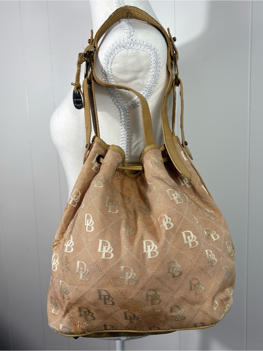 Vintage 90s Dooney & Bourke Brown Canvas Monogram Logo Bucket Hobo Bag *READ* - Picture 8 of 13